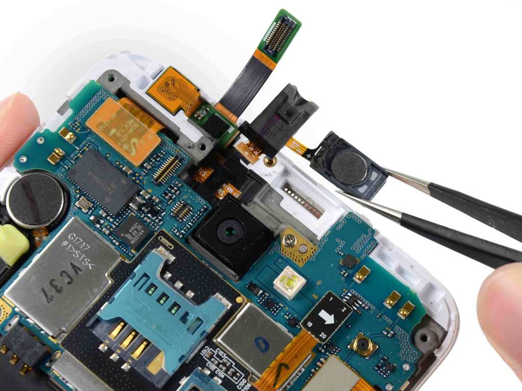 Не працює динамік на планшеті - фото