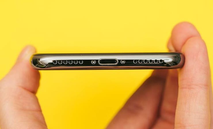 Не працює динамік iPhone - фотография