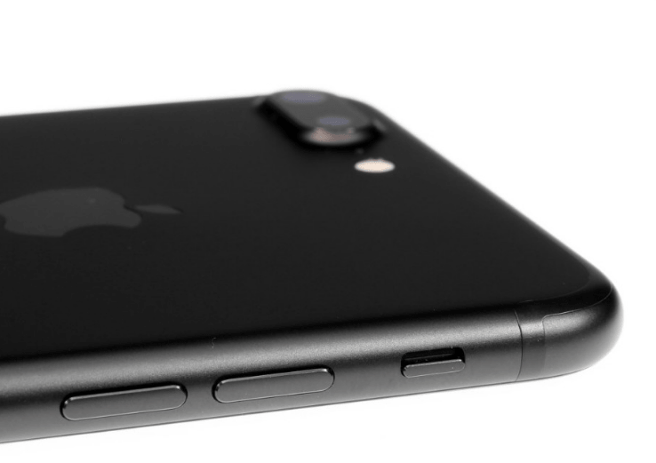 Не працює кнопка включення в iPhone - фото