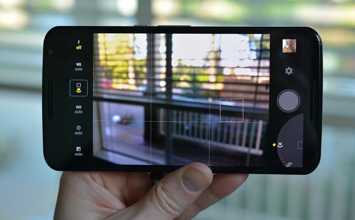 Камера iPhone не фокусується - фото